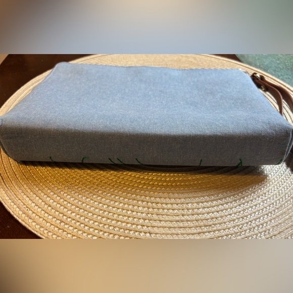 Talbots Floral Embroidered Denim Wrislet Clutch - like new! - Picture 5 of 10